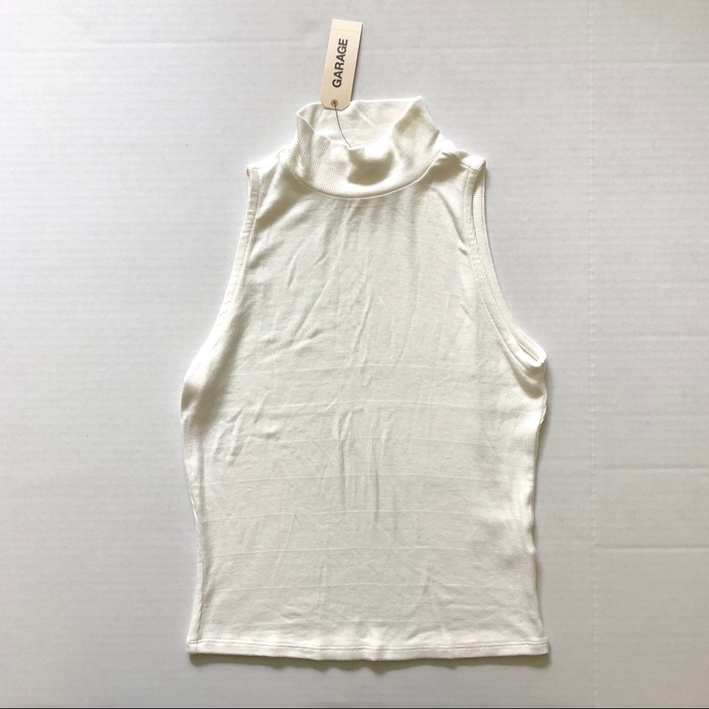 Garage Mock Neck Sleeveless Halter Top Medium